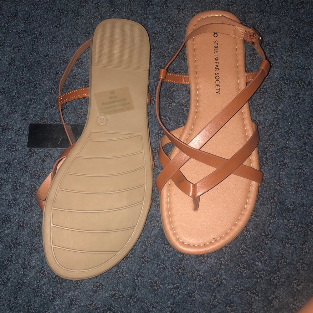 Sandals - Picture 3 of 4